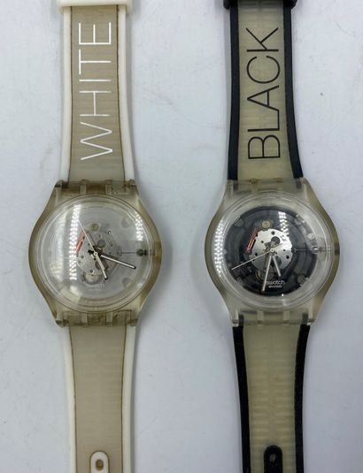 SWATCH SWATCH

Black et White

Deux montres bracelet en plastique

Calibre: 37 mm

(usures...