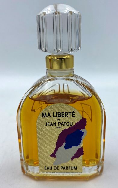 JEAN PATOU " Ma liberté " JEAN PATOU "My freedom 

Glass bottle, rounded shoulder....