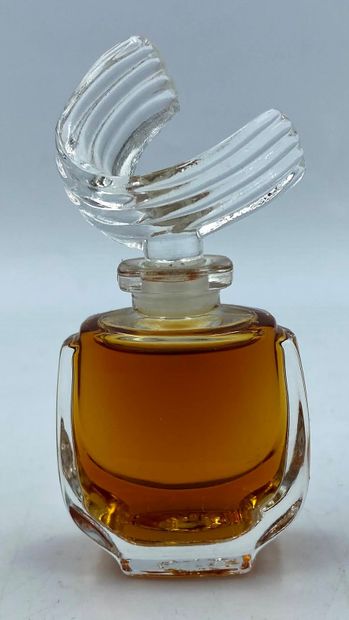 PRINCE MATCHABELLI " Chimère " PRINCE MATCHABELLI "Chimera 

Glass bottle, titled...