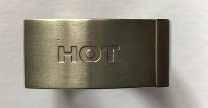 SWATCH SWATCH

Montre bracelet en métal brossé modèle "Hot Chic" cadran rouge daté...