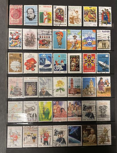 13 albums de timbres du Monde Entier dont GB (faciale) + 1er Jour, Belgique + Usa...