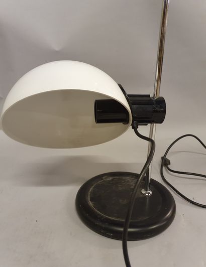 Lampe de bureau "Art 4031" d'après modèle Guzzini Lampe de bureau "Art 4031" d'après...