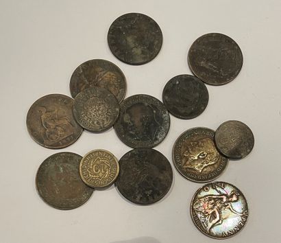 Lot d'environ 14 pièces de One penny anglais pièces (1890, 1891, 1898, 1912, 1913,...