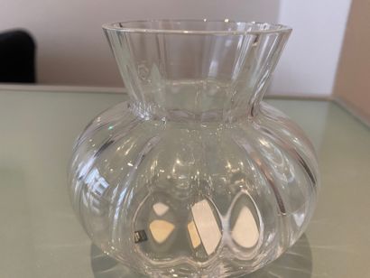 Vase "acadie" en cristal de Daum Vase "acadie" en cristal de Daum

Signé sur le talon,...