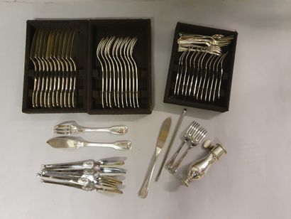 null Partie de ménagère de table en métal argenté : couverts à poisson (12 couteaux...