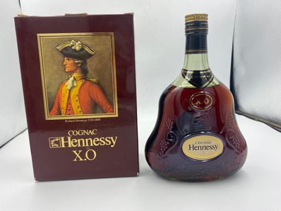 1 bouteille Cognac Hennessy X.O 1 bouteille Cognac Hennessy X.O


Dans un coffret...