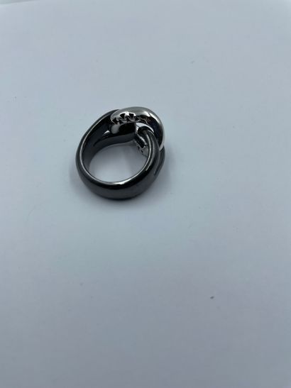 JEEL JEEL

Bague en céramique laquée noire et or blanc (750 millièmes) à motifs de...