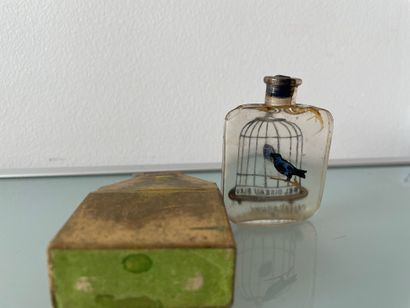 null 
CALLOT SŒURS « Bel oiseau bleu »









Rare flacon en verre, décoré sur...