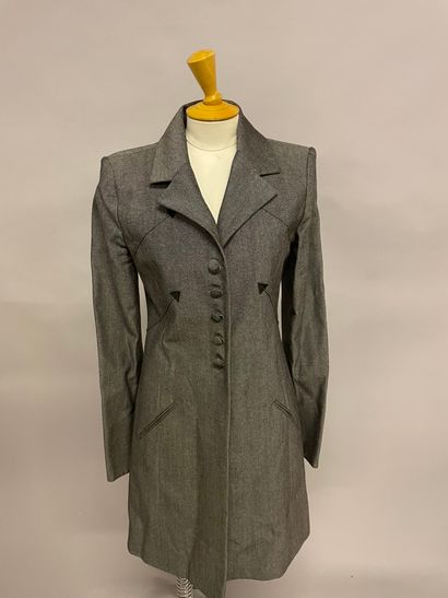 null LAGERFELD GALLERY



LONG JACKET in grey wool and cotton twill with false pockets...