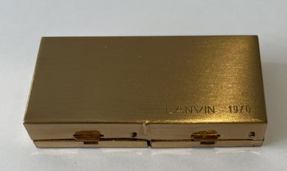 null LANVIN



Very rare pill box with 2 compartments, rectangular shape, lacquered



black...