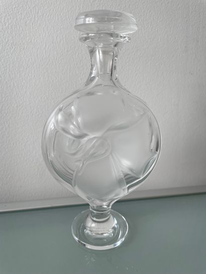 null LALIQUE FRANCE "Moulin Rouge



Colorless crystal bottle partially frosted with...