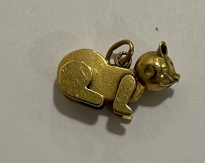 null Yellow gold pendant with a cat
Gross weight : 2,04 g