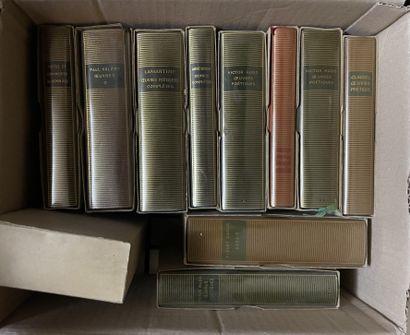 PLÉIADE 
Lot comprenant 20 volumes de la Pléiade dont La Fontaine, Victor Hugo, Camus,...