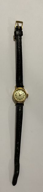 ZENITH
LADY'S WATCH with case in yellow gold...