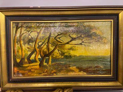TROIS ENCADRÉS Set of three frames:

Seaside, oil on canvas signed lower left, 25...