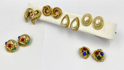 BIJOUX FANTAISIE Lot of 6 pairs of gold metal ear clips with fancy colored stone...