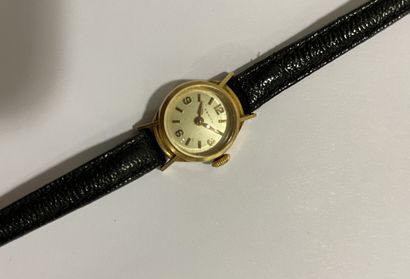 null ZENITH
LADY'S WATCH with case in yellow gold 18K (750 thousandths), numbered...