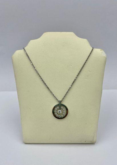 SWAROVSKI SWAROVSKI

Silver plated necklace with a round pendant with diamonds in...