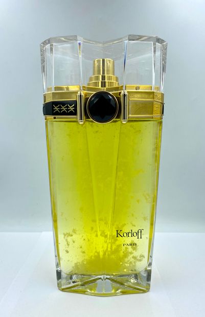 KORLOFF « Korloff » KORLOFF " Korloff

Giant decorative bottle, titled on one side....