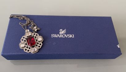 SWAROVSKI SWAROVSKI 

Sheila pendant with geometrical shape decorated with white...