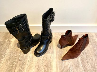 Lot comprenant : Lot including : 

- Ann TUIL

PAIR OF SHORT BOOTS in smooth and...