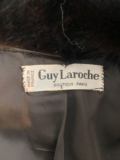 Guy LAROCHE - Boutique Paris Guy LAROCHE - Boutique Paris

Jacket in mink and woven...