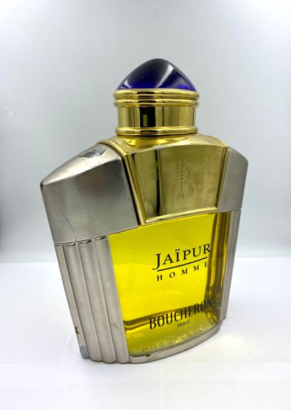 BOUCHERON « Jaipur Homme » BOUCHERON « Jaipur Homme »

Factice géant de décoration,...