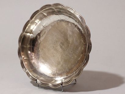 MASSE, PARIS, 1708-1709. MASSE, PARIS, 1708-1709.
Silver bowl. Paris, attributed...