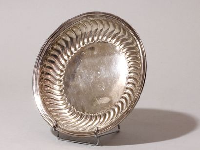MERCIER, MELUN, 1727-1750. MERCIER, MELUN, 1727-1750.
Silver bowl. Melun, Blaise...