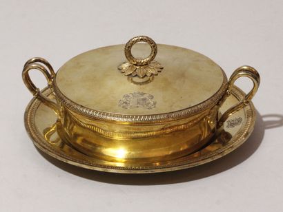 ODIOT, PARIS, 1809-1819 ODIOT, PARIS
Bouillon and its gilded silver display stand...