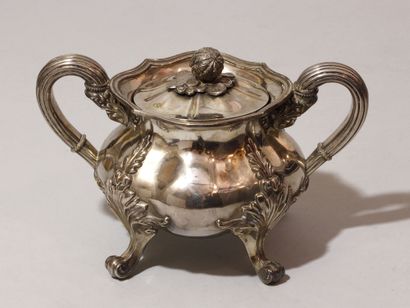 VEYRAT, PARIS VEYRAT, PARIS
Silver sugar pot. Paris, Veyrat (body), 1819-1838. Quadripod,...