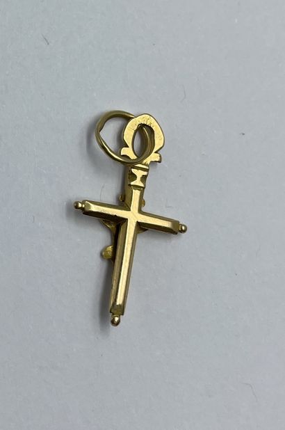 CROIX en or jaune 18K (750 millièmes) CROIX en or jaune 18K (750 millièmes)
Poids...