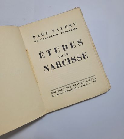 VALERY (Paul). Etude pour Narcisse. Paris, 1927, in-8, br. couv. impr. 
Un des 50...