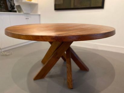 null Pierre CHAPO (1927-1987) 
Table T 21 dite "Sfax" 
Table circulaire en orme massif...