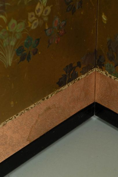 null JAPAN, Taisho period (1912-1926). 
 Four-panel byobu screen. The gold leaf lined...