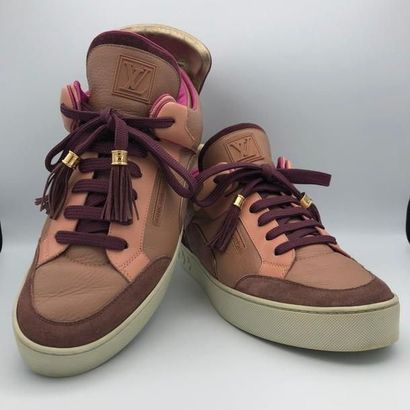 null Louis Vuitton X Kanye West 'Don's Patchworks'
Pair of sneakers from the 2009...