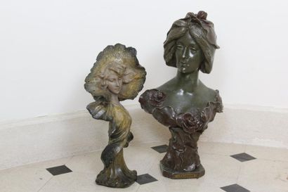 null Ensemble de trois sculptures de style Art Nouveau comprenant :
- Le baiser,...