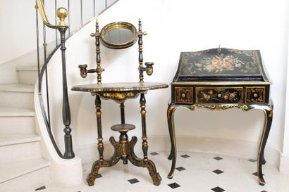Ensemble de deux meubles de style Napoléon...