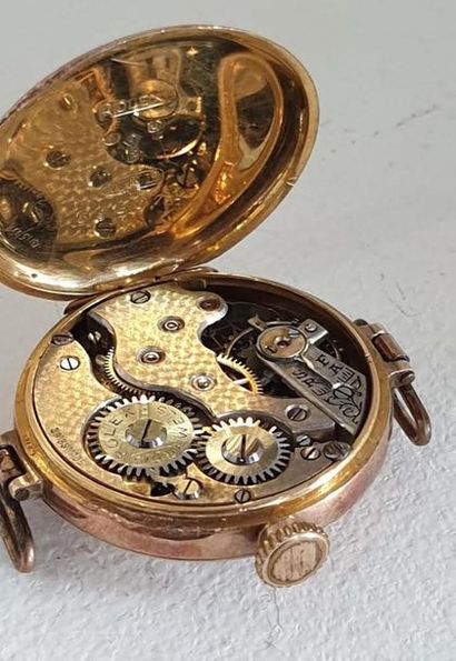 null ROLEX, Wilsdorf Davis n° 593079, vers 1905.
Considérée comme la première montre...