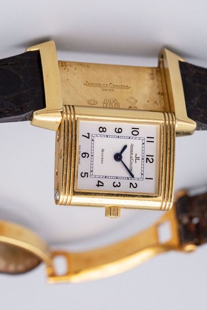 null JAEGER LECOULTRE "Reverso Classic Lady" circa 2000.

Ladies' wristwatch in 18K...