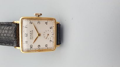 null ROLEX " Précision" ref.3894, vers 1938.

Elégante montre bracelet en or jaune...