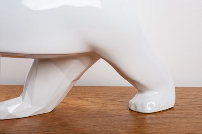 Richard Orlinski Richard ORLINSKI x POMPON

Ours Blanc, 2020

Sculpture en résine...