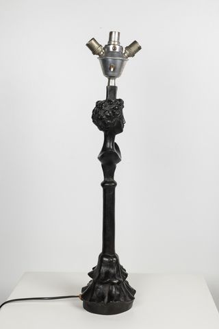 Alberto GIACOMETTI (1901-1966) 
Alberto GIACOMETTI (1901-1966)




Pied de lampe...