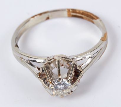 Ring solitaire in white gold 18K (750 thousandths)...