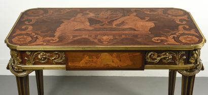 Jean-Henri RIESENER (1734-1806), d'après Table bureau rectangulaire en bois de placage...