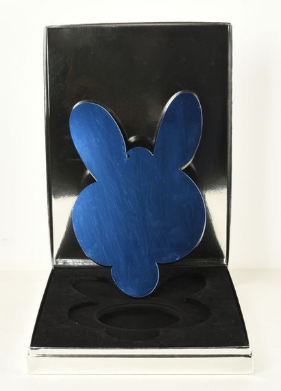 Jeff KOONS (1955) Kangaroo mirror box (Blue), 2003.

Polystyrène, miroir bleu et...