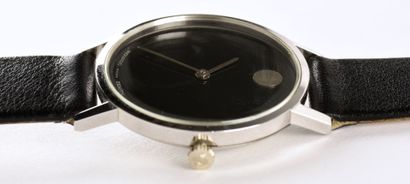 MOVADO et ZENITH "Muséum Watch" ref.21.0523.355 vers 1970. Élégante montre bracelet...
