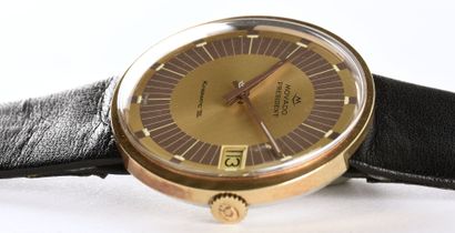 MOVADO "Président-Kingmatic S" NOS, vers 1970. Large montre bracelet en métal plaqué...