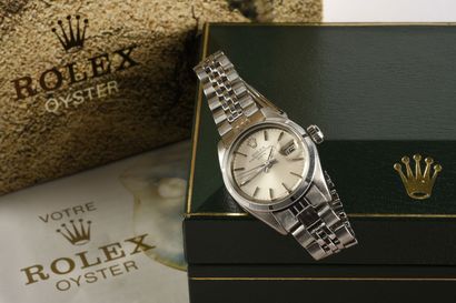 "ROLEX ""lady Date"" réf: 6919 vers 1975 Montre bracelet de dame en acier. Boîtier...