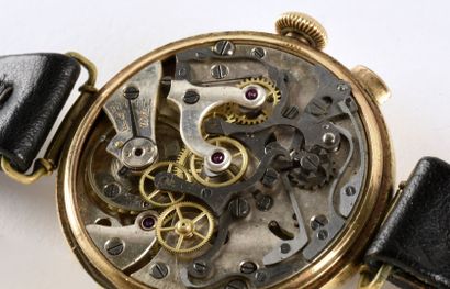 LEMANIA "Monopoussoir" vers 1930. Chronographe de type militaire à monopoussoir,...